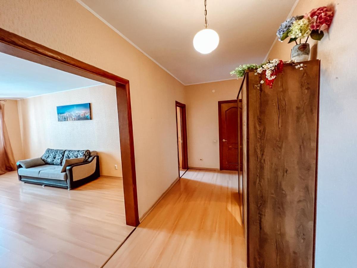 Cozy Apartments On The Left Bank 키예프 외부 사진