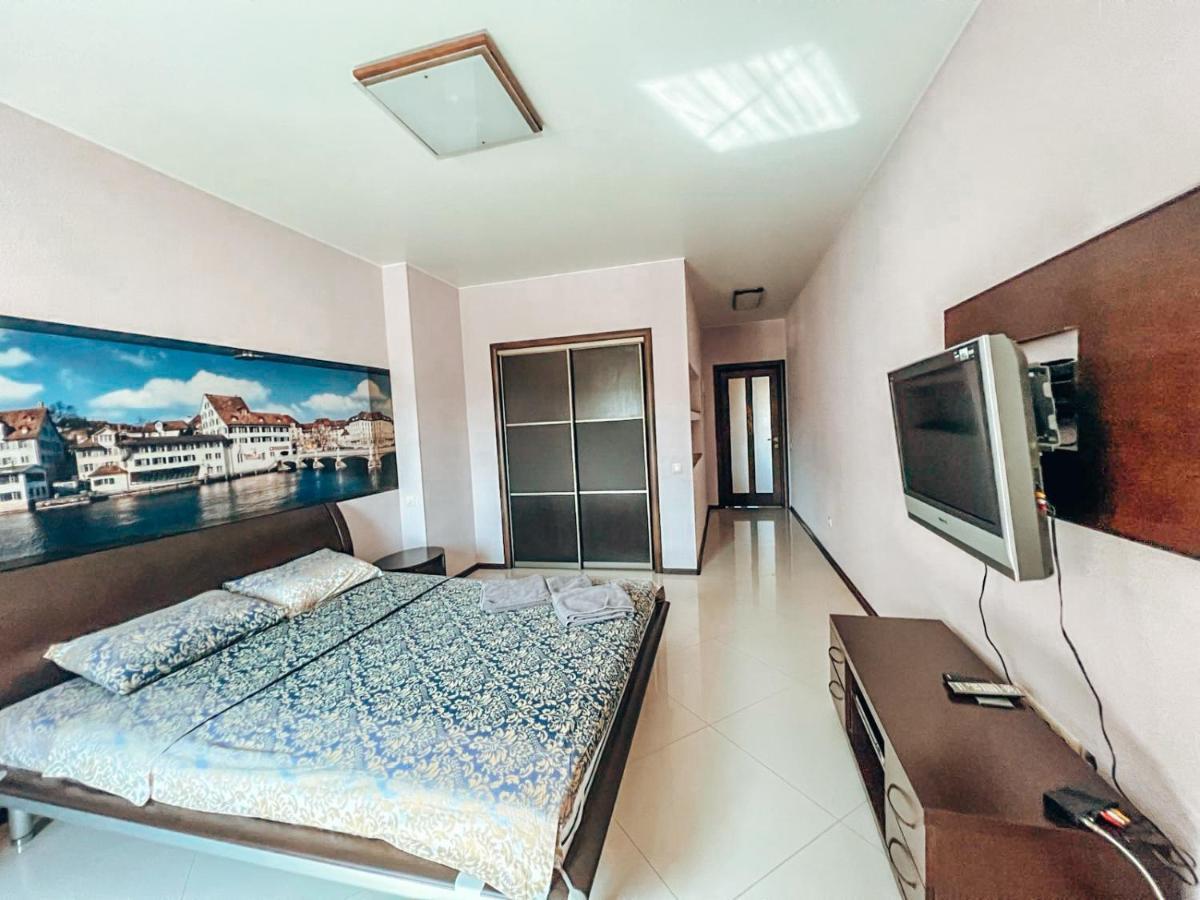 Cozy Apartments On The Left Bank 키예프 외부 사진